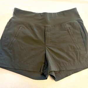 Athleta Trekkie Short